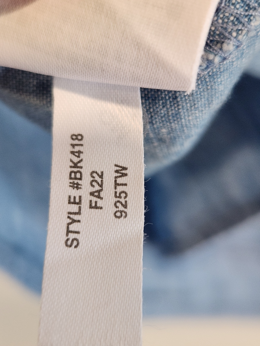 J.Crew Factory Chambray Pintuck Flutter Sleeve Top Light Wash Blue Denim Size S - Picture 10 of 14